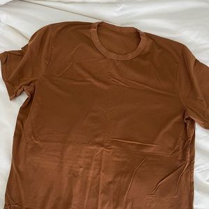 Men’s Lululemon T-shirt